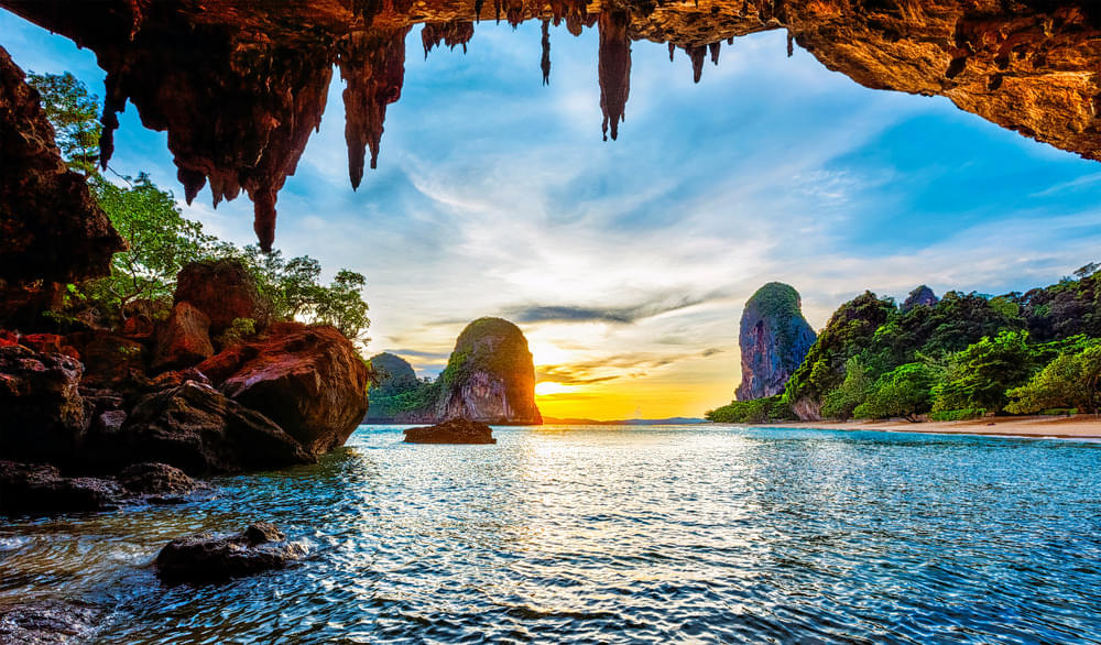  Railay Beaches & Caves, Krabi